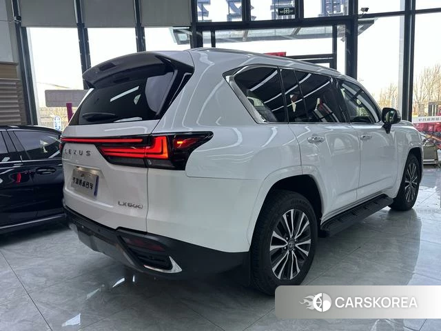 Lexus LX 2023 Белый из Китая, фото 4