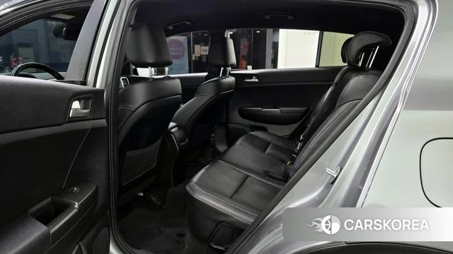 Kia Sportage The Bold 2018 Серебристо-серый из Кореи, фото 4