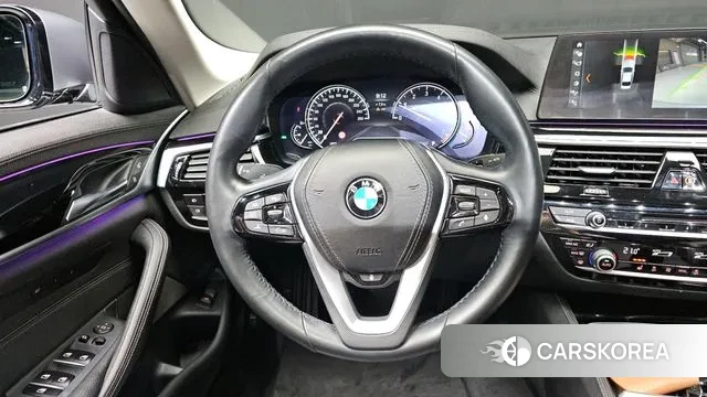 BMW 5 Series (G30) 2018 Серый из Кореи, фото 4