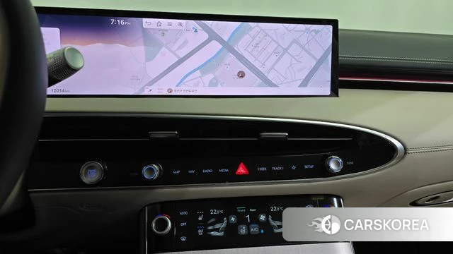Genesis GV70 2025 Белый из Кореи, фото 4