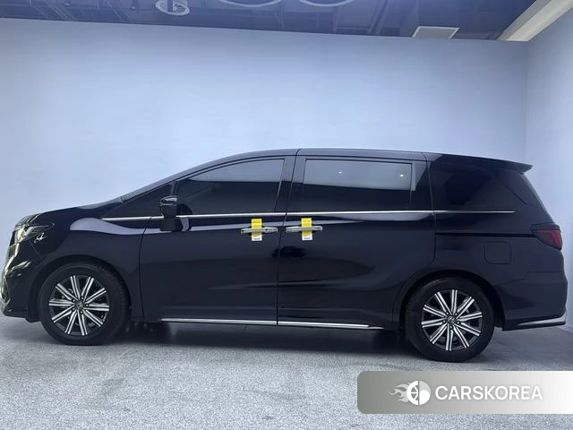 Honda Odyssey 2022 Синий из Китая, фото 4