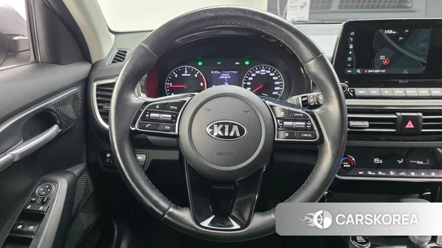 Kia Seltos 2021 Серебряный из Кореи, фото 4