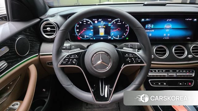 Mercedes-Benz E-Class W213 2022 Белый из Кореи, фото 4