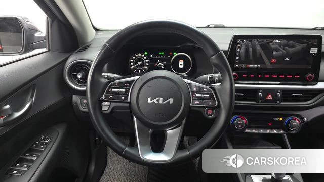 Kia The New K3 2nd generation 2022 Серый из Кореи, фото 4