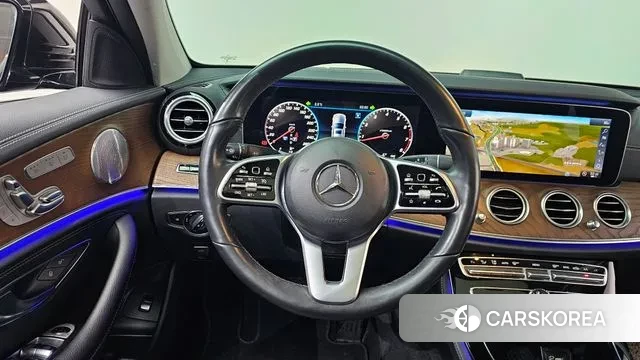 Mercedes-Benz E-Class W213 2019 Черный из Кореи, фото 4