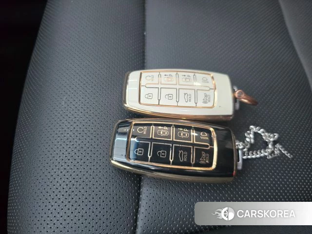 Genesis GV70 2023 Жемчужный цвет из Кореи, фото 4
