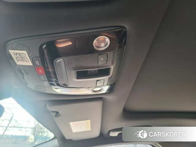 Kia Sportage 5th Generation 2023 Белый из Кореи, фото 4