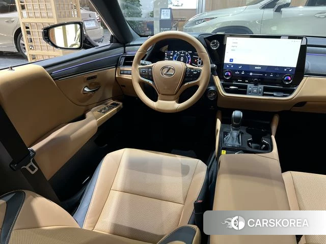 Lexus ES 2025 Черный из Китая, фото 4