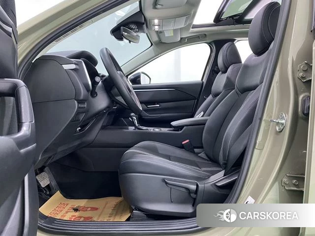 Mazda CX-50 line also 2023 Желтый из Китая, фото 4