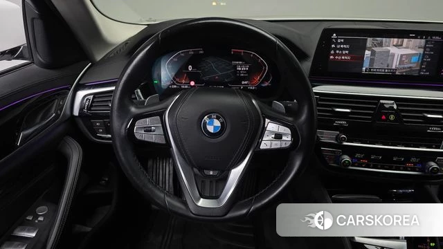 BMW 5 Series (G30) 2019 Белый из Кореи, фото 4