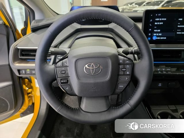 Toyota Prius 5th Generation 2024 Желтый из Кореи, фото 4