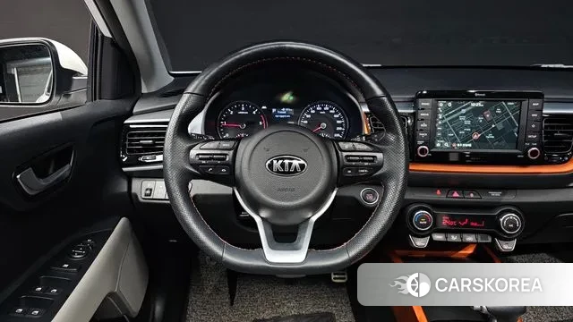 Kia Stonic 2018 Белый из Кореи, фото 4