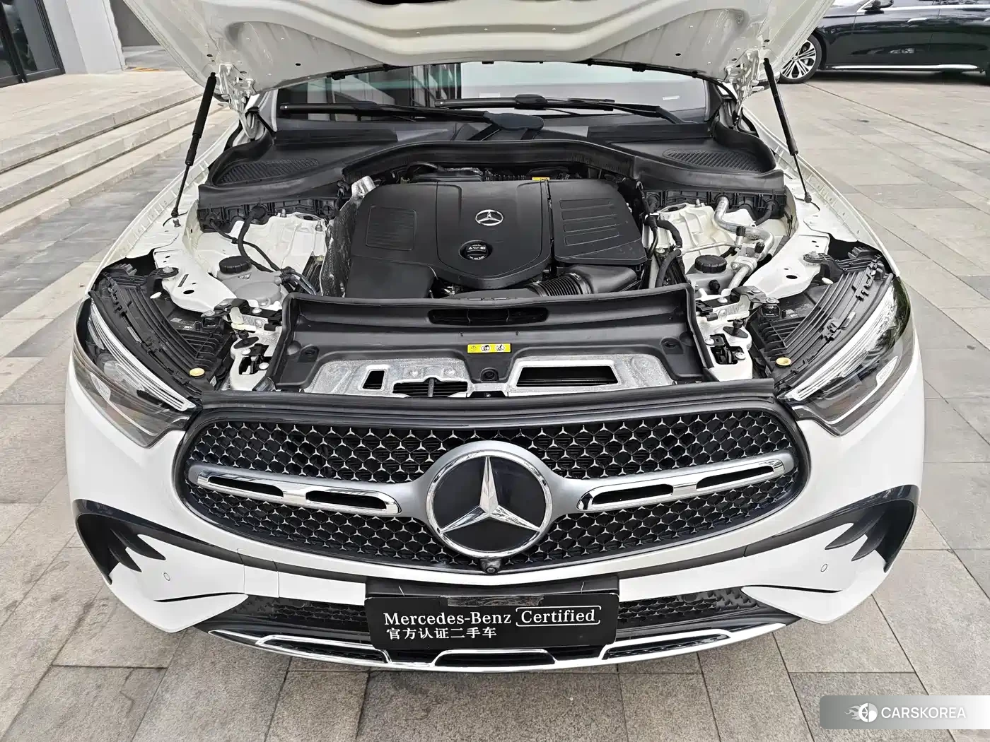 Mercedes-Benz GLC 2023 Белый из Китая, фото 4