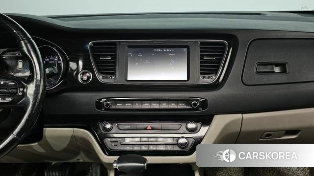 Kia The New Carnival 2018 Белый из Кореи, фото 4