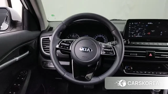 Kia Seltos 2021 Белый из Кореи, фото 4