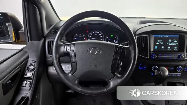 Hyundai The New Grand Starex 2019 Желтый из Кореи, фото 4