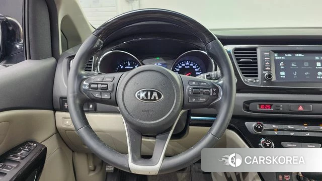 Kia The New Carnival 2018 Серый из Кореи, фото 4