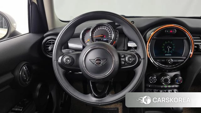 Mini Cooper 2019 Жемчужный цвет из Кореи, фото 4