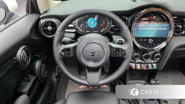 Mini Cooper 2023 Черный из Кореи, фото 4