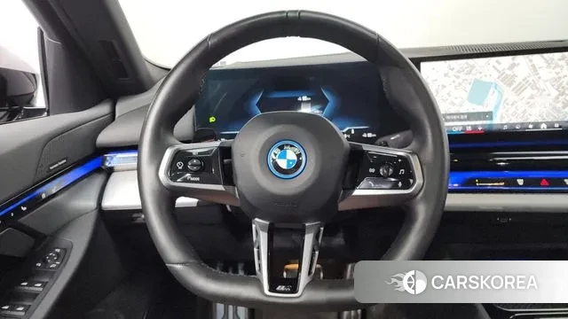 BMW i5 (G60) 2024 Черный из Кореи, фото 4