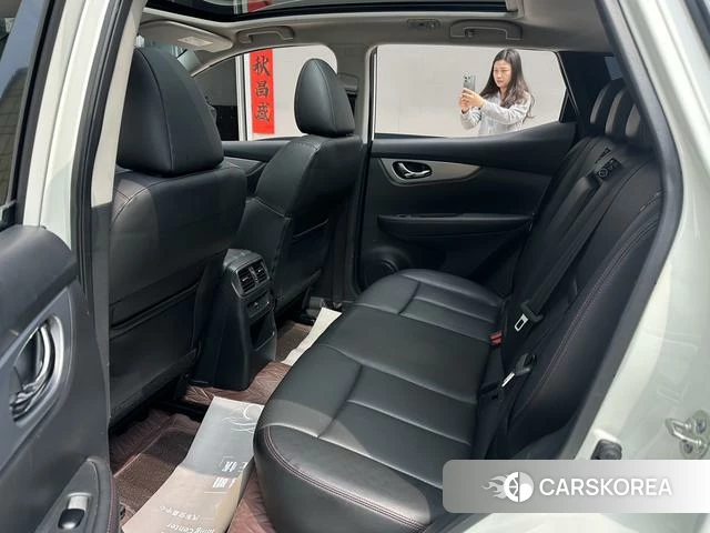 Nissan Qashqai 2022 Белый из Китая, фото 4
