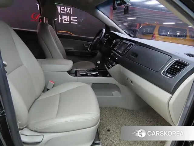 Kia The New Carnival 2018 Черный из Кореи, фото 4