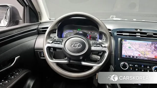 Hyundai Tucson (NX4) 2021 Серебристо-серый из Кореи, фото 4