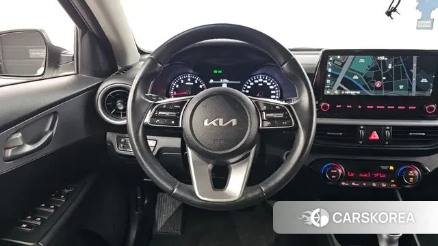 Kia The New K3 2nd generation 2021 Белый из Кореи, фото 4