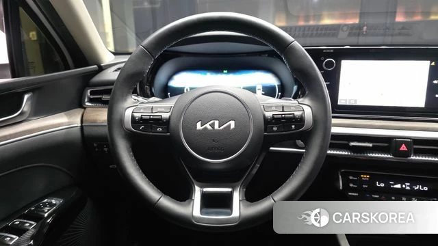 Kia K5 3rd generation 2022 Белый из Кореи, фото 4