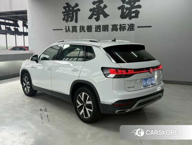 Volkswagen Tanyue 2023 Белый из Китая, фото 4