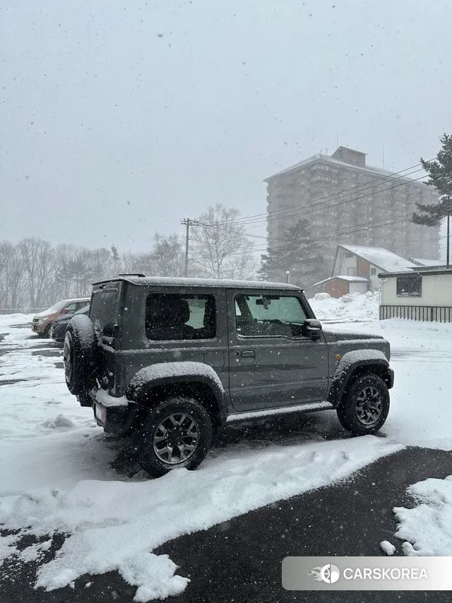 Suzuki Jimny 2024 Серый из Кореи, фото 4