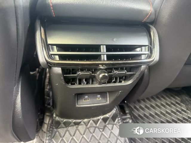 Ford Mondeo 2023 Белый из Китая, фото 4