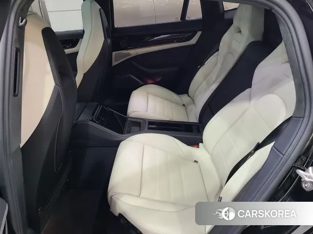 Porsche Panamera (972) 2024 Черный из Кореи, фото 4