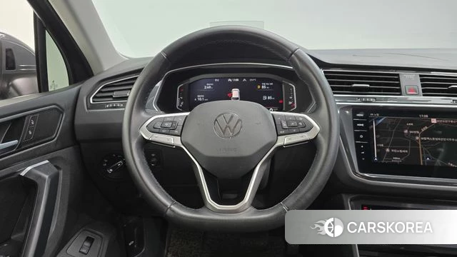 Volkswagen Tiguan second Generation 2022 Серый из Кореи, фото 4