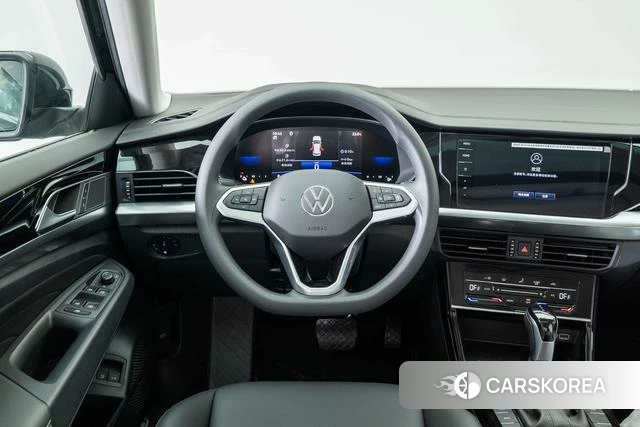 Volkswagen Passat PHEV 2026 Черный из Китая, фото 4