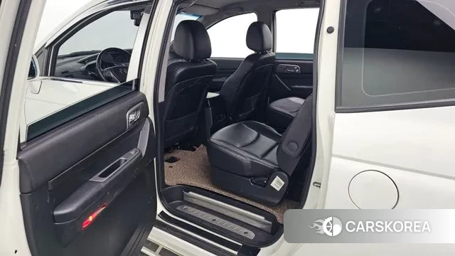 Ssangyong Korando Turismo 2018 Белый из Кореи, фото 4
