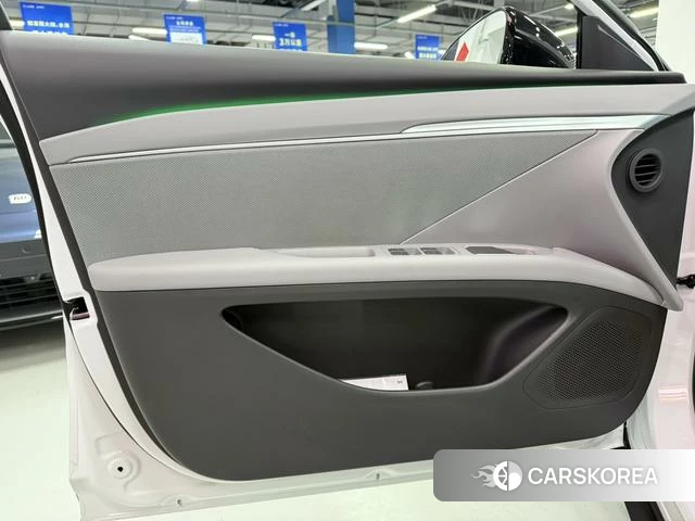 Xiaopeng Motors Xiaopeng MONA M03 2026 Белый из Китая, фото 4