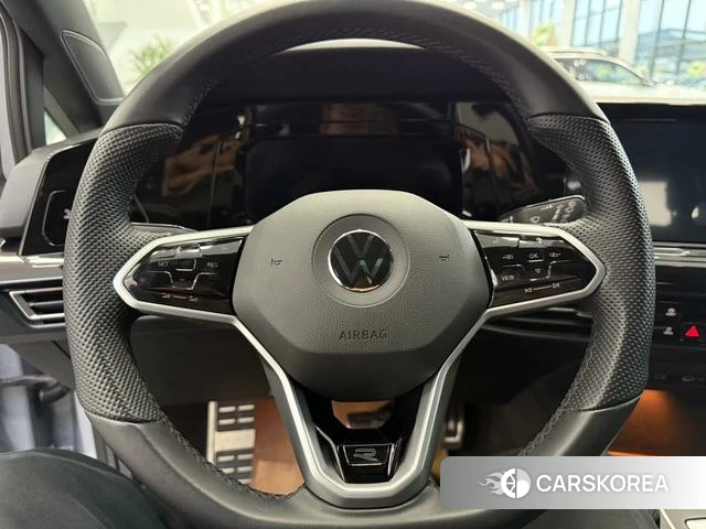 Volkswagen Golf 2022 Темно-серый из Китая, фото 4