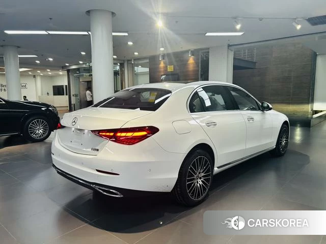 Mercedes-Benz Class C 2026 Белый из Китая, фото 4