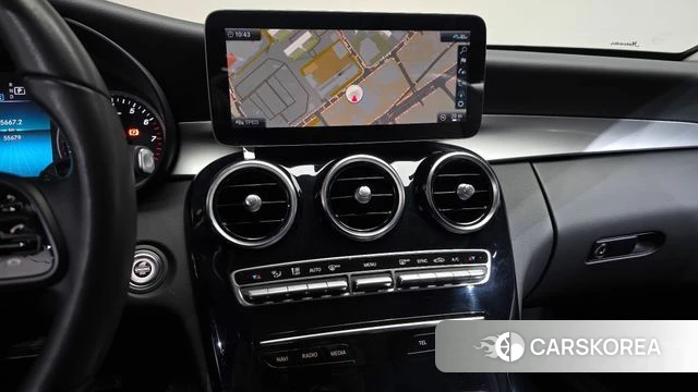 Mercedes-Benz C-Class W205 2020 Белый из Кореи, фото 4