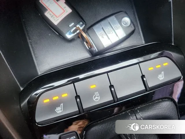 Kia Stonic 2018 Белый из Кореи, фото 4