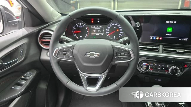 Chevrolet (GM Daewoo) Trax Crossover 2025 Белый из Кореи, фото 4