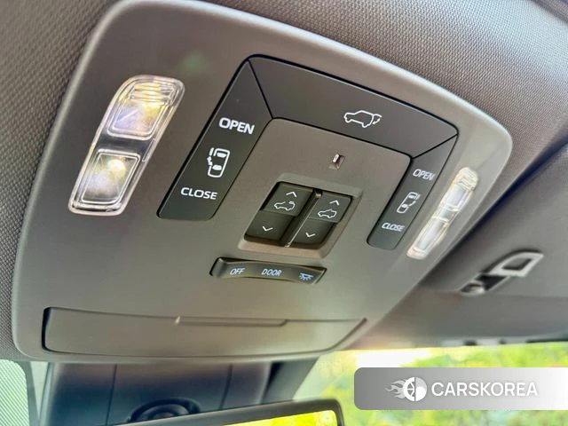 Toyota Sienna 4th Generation 2022 Жемчужный цвет из Кореи, фото 4