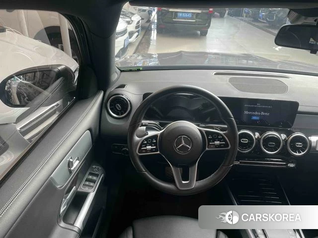 Mercedes-Benz GLB 2023 Темно-серый из Китая, фото 4