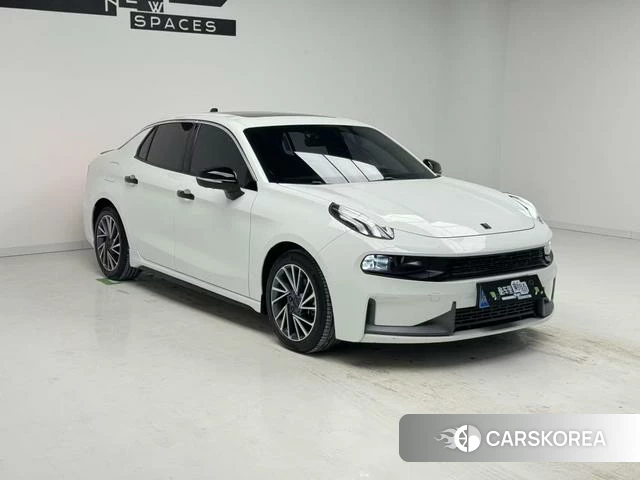 Lynk 03 2023 Белый из Китая, фото 4