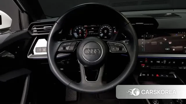 Audi A3 (8Y) 2023 Белый из Кореи, фото 4