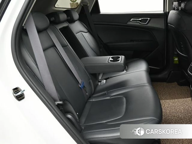 Kia Sportage 5th Generation 2022 Белый из Кореи, фото 4