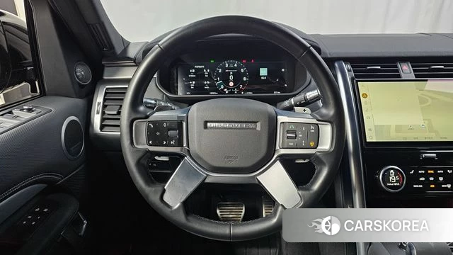 Land Rover Discovery 5 2022 Черный из Кореи, фото 4