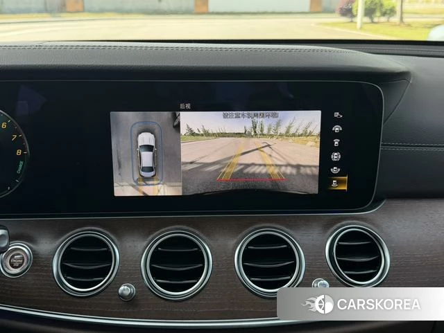 Mercedes-Benz E-class PHEV 2023 Черный из Китая, фото 4