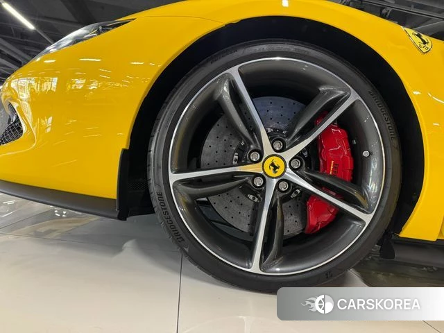 Ferrari 296 GTB 2024 Желтый из Кореи, фото 4